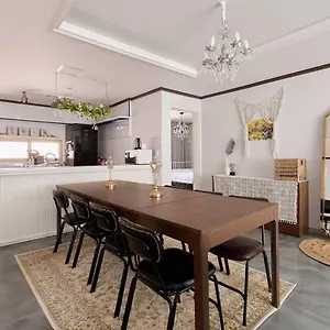 Villa Hapjeong Station Exit7 Each Room, Living Room, Air Conditioning Modern House Seoul