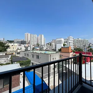 B Apartment *