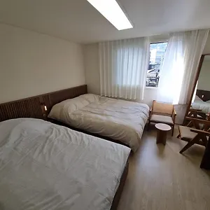 Hongdae Street 41 Station 4min 3br * Seoul