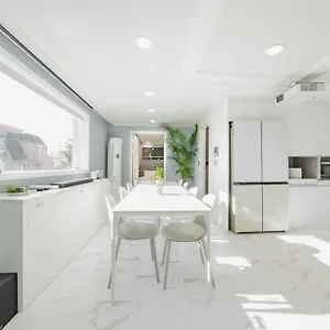 Htb Tailored Service & Garden Near Stn Ferienhaus