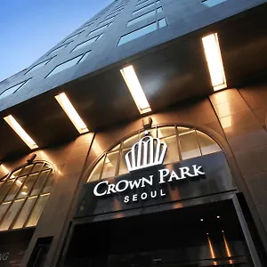 Crown Park Myeongdong 3*