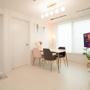 Apartment Station Joey House Seoul