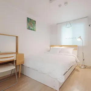 Apartment The Hill