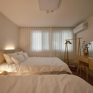 Dana House Apartment *