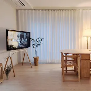 Apartment Woodsage Seoul