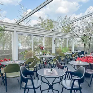 Skypark Myeongdong 1 Отель 3*