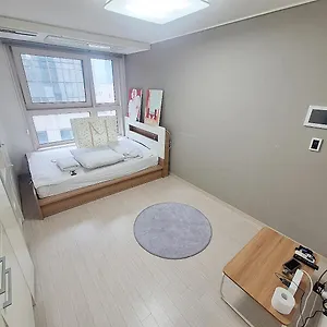 3217#Gangnam Urban Vogue Suites #Top-Rated Unit # All-New Furniture & Peaceful Vibe# 1-2403#Sinnonhyeon 1Min *