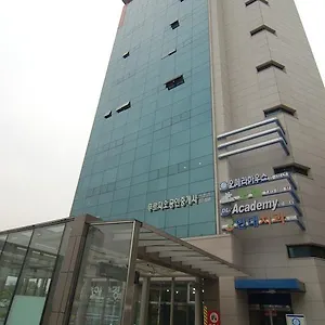 Opera House 호스텔