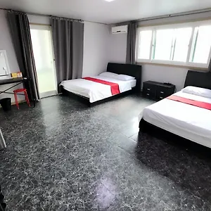 Guest house 1012 House Namsan Seoul
