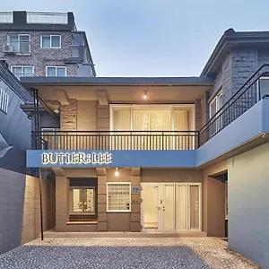 Butler:lee Allsuites Guest house 2*