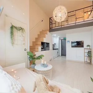 Apartment Cozy Duplex In Hongdae *