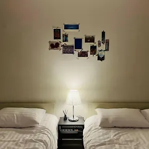 Sully's House - Hongik Univ Station By 4min * Seoul
