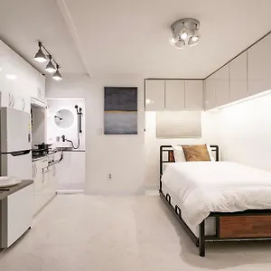 Jts Tailored Service Near Hyehwa Station
