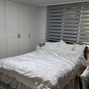 Guest house Chanel House *