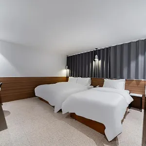 Jamsil Noblestay Hotel 2*