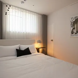 Apartment Cheonho 1 Minute #new Construction #two-room #kspo #lotte Tower #jamsil #olympic Park #asan Hospital *