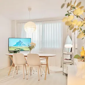 Apartment Tiffany House Hongdae