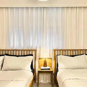 Waterfall- Yeonhui Hongdae 10mins Sinchon 3beds 6ppl * Seoul