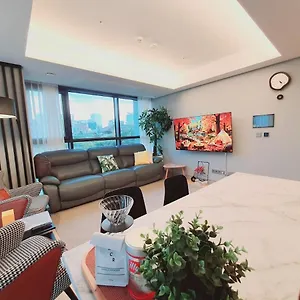 Apartment Gwanghwamun Square House Seoul