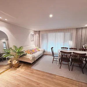 Bongcheondong Vibe Cozy House *
