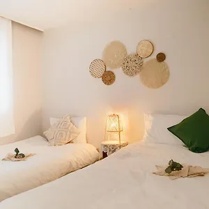 Apartment Bora J House *