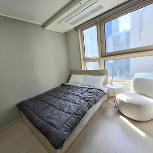 The House Of Gangnam 06 1 Minute From Shin Nonhyeon Station
