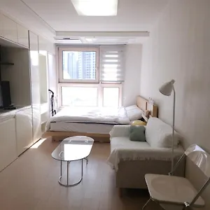 2403#quiet Premium Stay# The Vogue Grande Retreat# All-new Furniture, Extra-large Bed Apartment