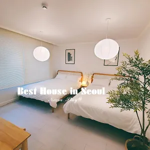 Hongdae, Gangnam, Seongsu, Subway Line 2, For 6 People, Venture Town Station Seoul
