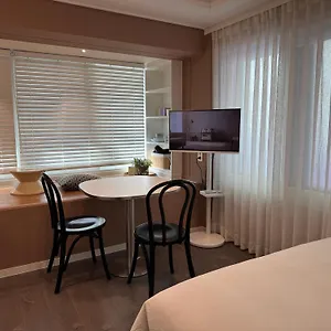 Dada Hongdae Guest house *