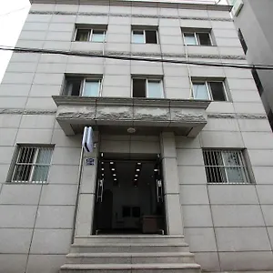 Pensionat Tower Family
