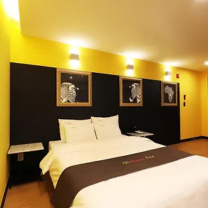 Sm Boutique