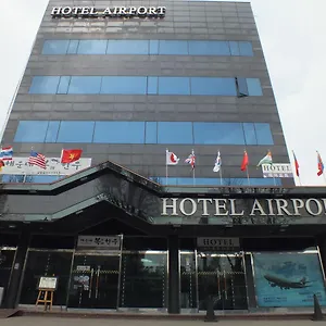 Airport Hotel 3*