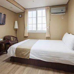 Uljiro Co-op Hotel
