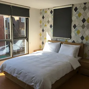 Crown 88 2* Seoul