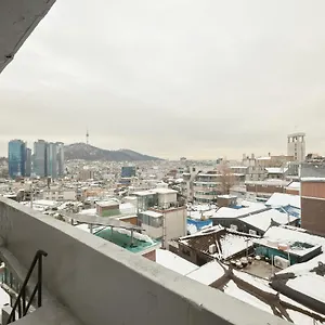 Apartment 2bedroom House 10min From Stn #free Netflix #view Of Namsan #1pm Checkout *