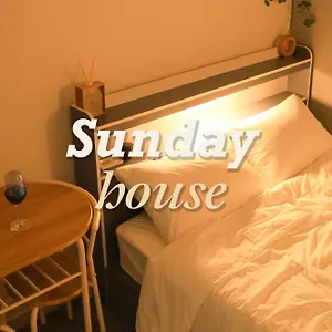 Sunday House 4 Hotel *