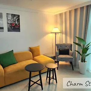 Apartment Charm In Seoul, 3r2b, Arex, Digitalmediacitystation 3minutes, Hongdae Seoul